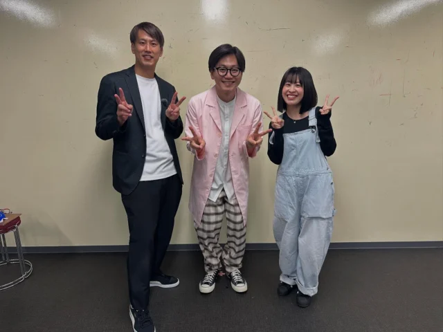 📺 お知らせ 📺
来週 7/5(土) 20:00〜
NHK Eテレ「沼にハマってきいてみた」に出演します！

たぶん短い登場になると思いますが、ぜひ見てもらえたらうれしいです🙌
研究室の染谷さんが大活躍しているはずなので、そちらもお楽しみに✨

#NHK #Eテレ #沼にハマってきいてみた #研究室 #学生の活躍 #テレビ出演 #土曜20時 #見てね #お茶大 #お茶の水女子大学 #共創工学部 #文化情報工学科